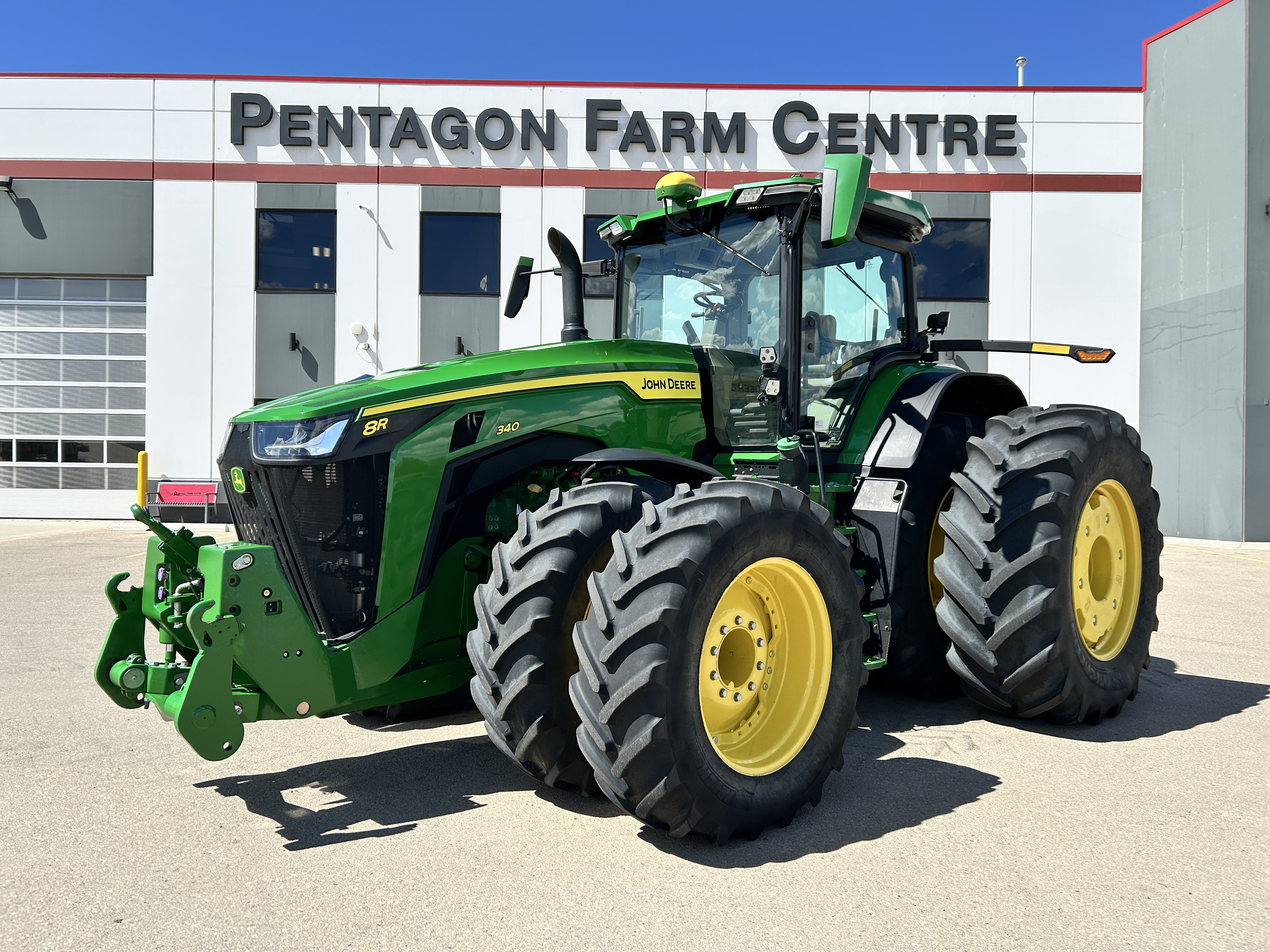 2022 John Deere 8R 340 Tractor