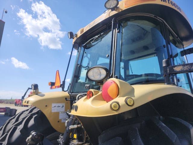 2005 Challenger MT665B Tractor
