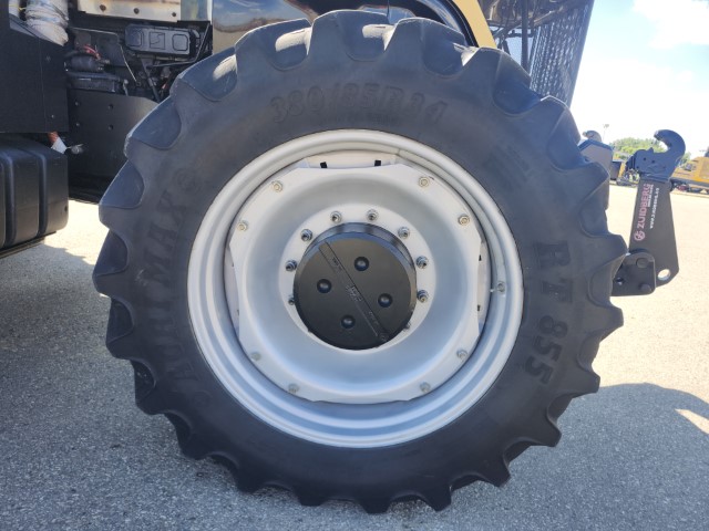 2005 Challenger MT665B Tractor