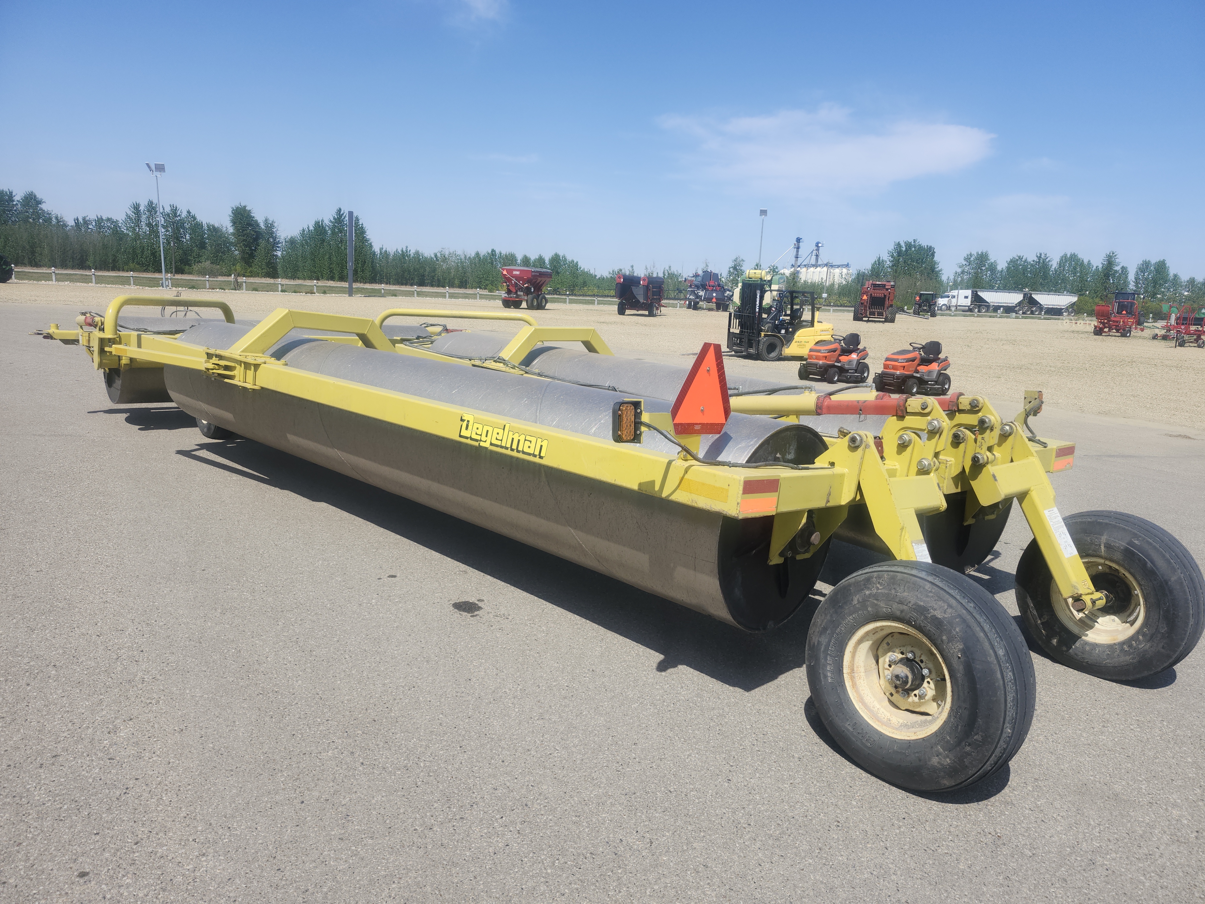 2018 Degelman LR7651 Land Roller
