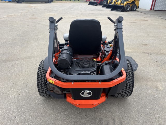 Kubota Z275KH Mower/Zero Turn