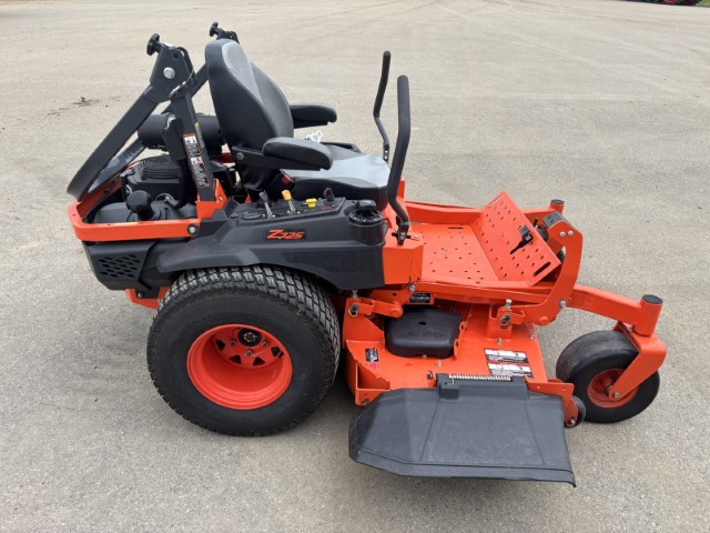 Kubota Z275KH Mower/Zero Turn