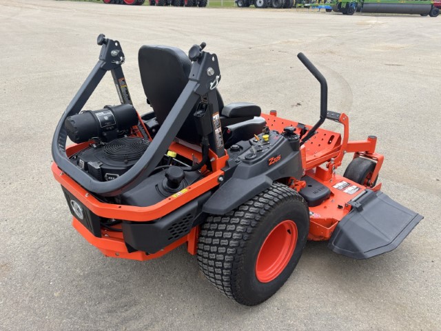 Kubota Z275KH Mower/Zero Turn