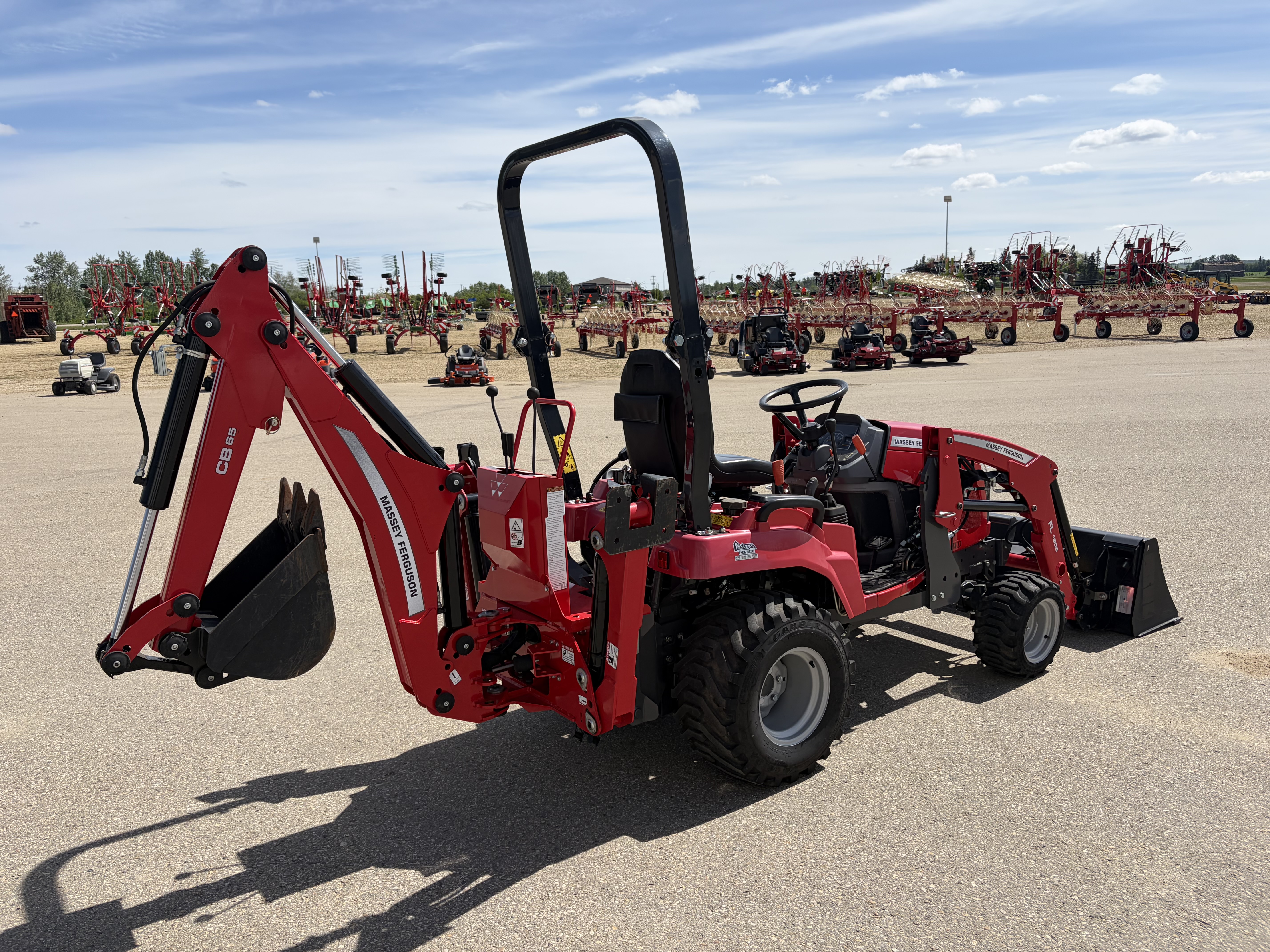 2020 Massey Ferguson GC1723EB Tractor