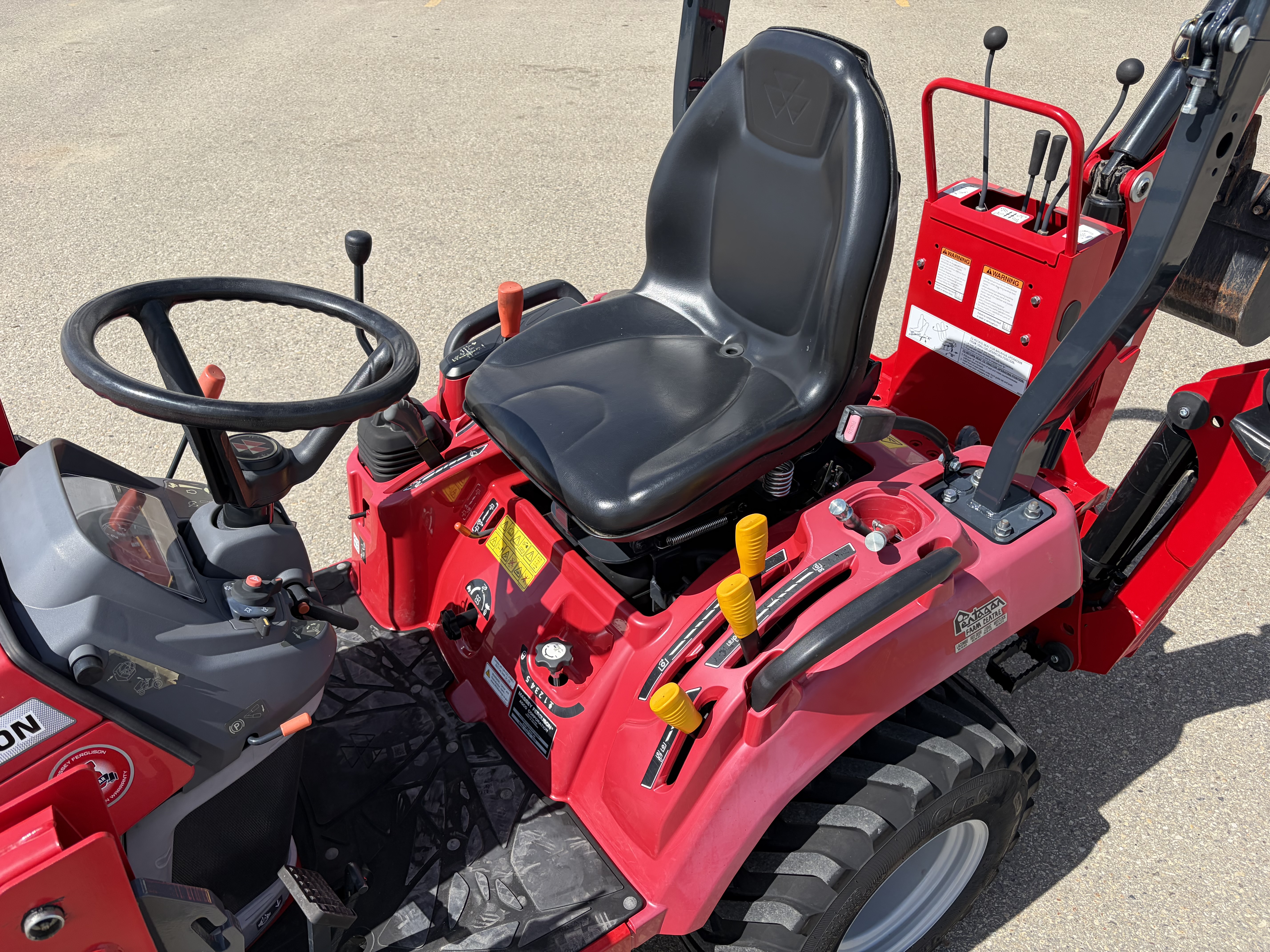 2020 Massey Ferguson GC1723EB Tractor