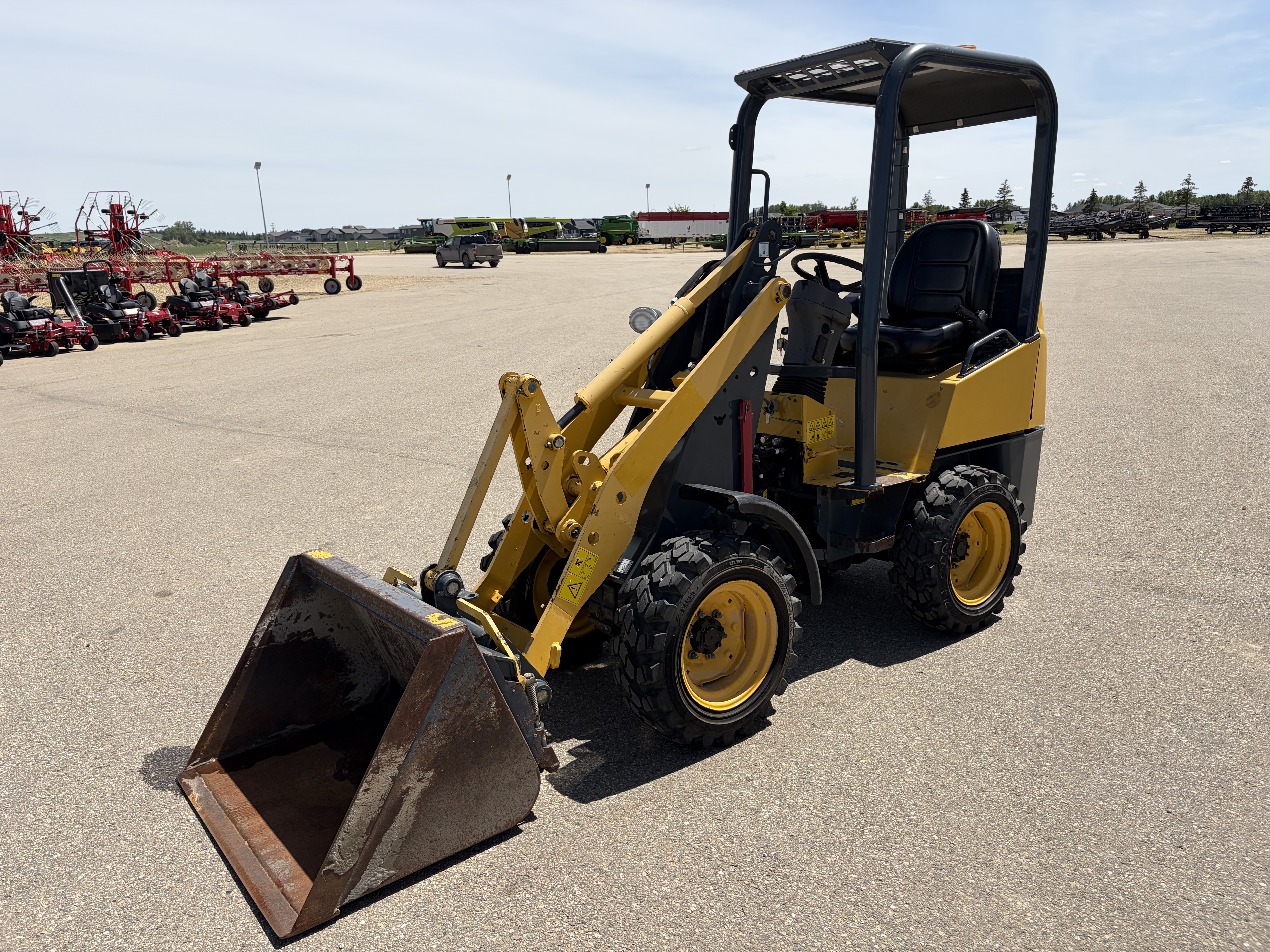 2015 Gehl AL140 Wheel Loader