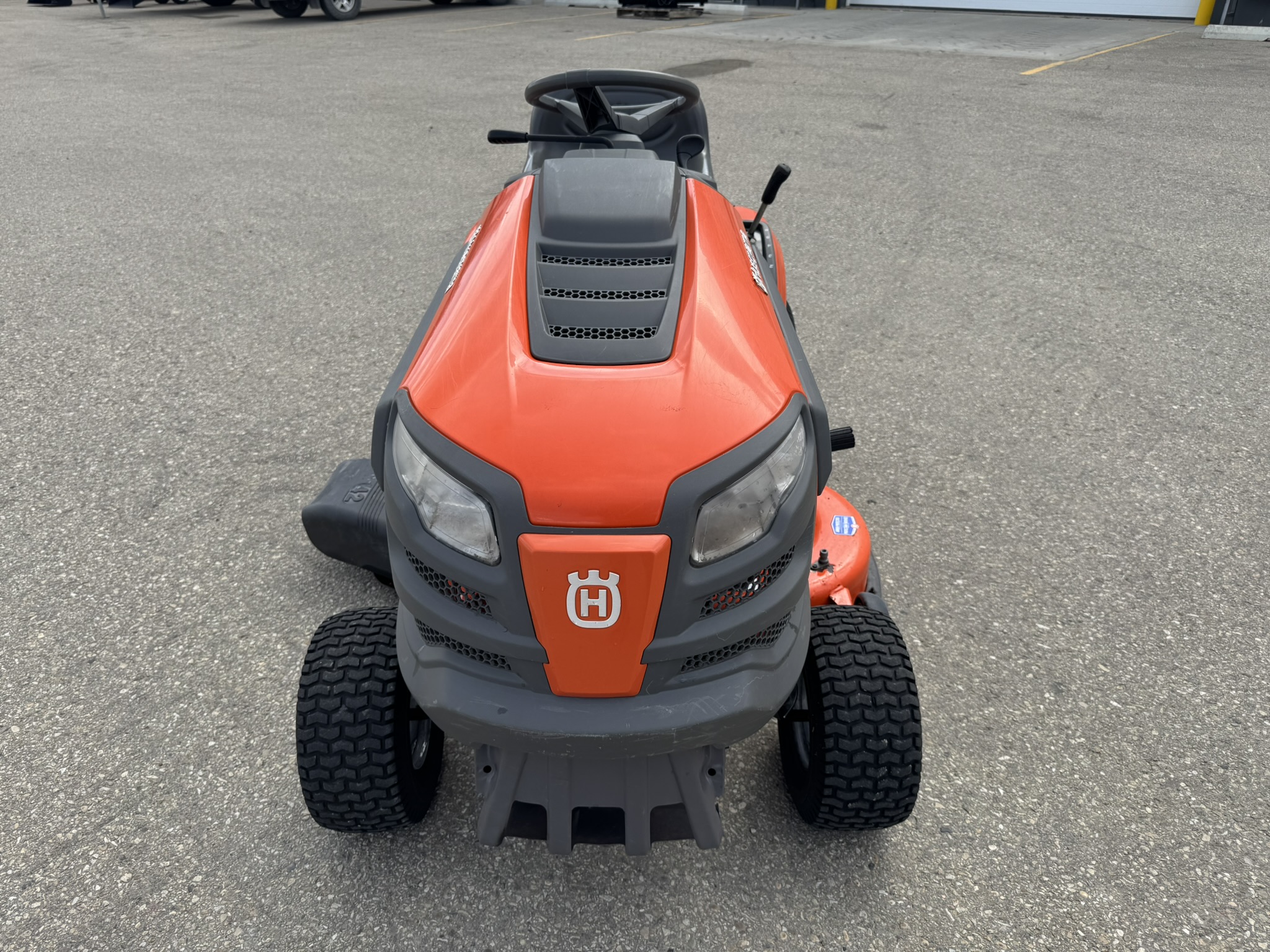 2014 Husqvarna YTA18542 Mower/Riding