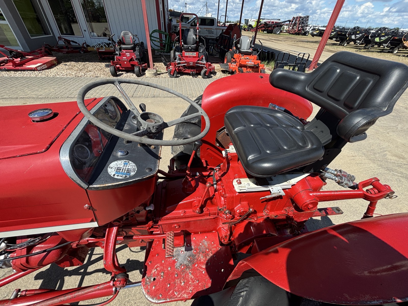 1968 International 444 Tractor