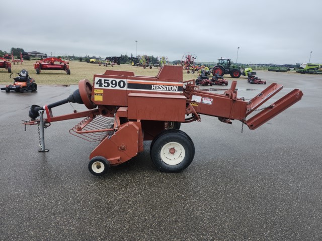 1991 AGCO Hesston 4590 Baler/Square