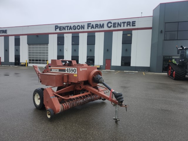 1991 AGCO Hesston 4590 Baler/Square