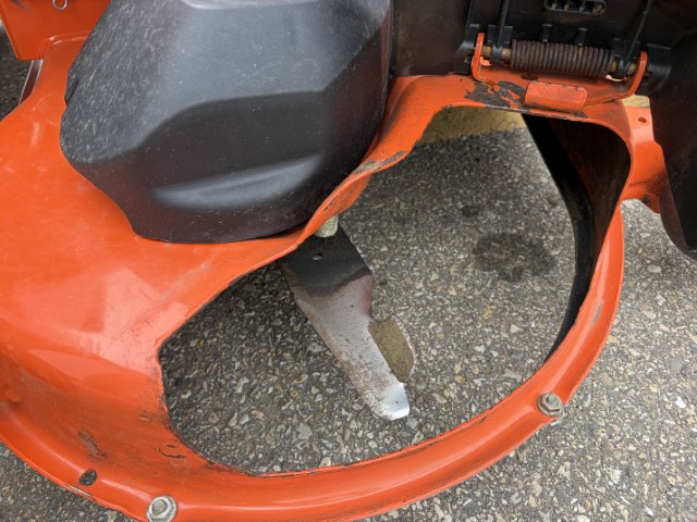 2023 Husqvarna YTH24K54 Mower/Riding