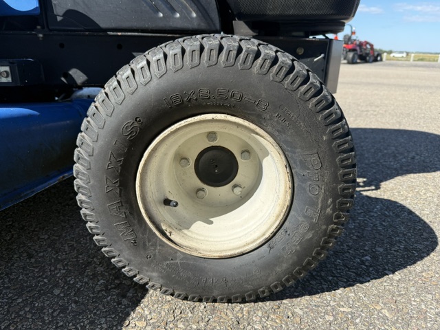 2007 New Holland T1030 Tractor