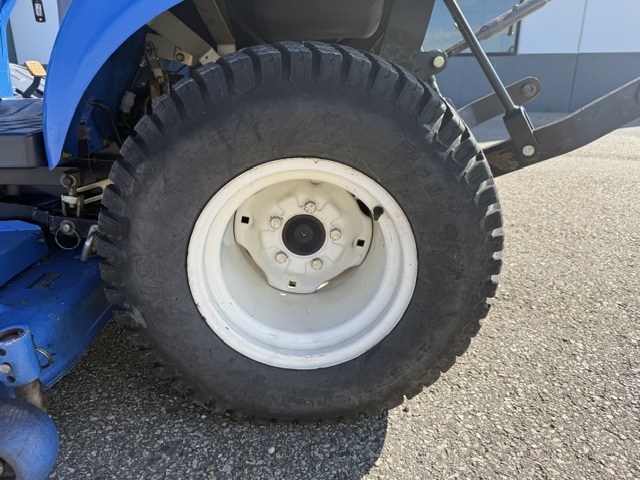 2007 New Holland T1030 Tractor