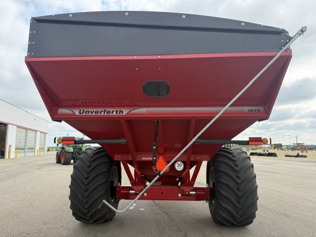 2021 Unverferth 1019 Grain Cart