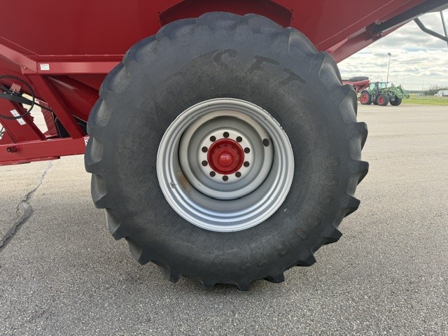2019 Unverferth 1019 Grain Cart