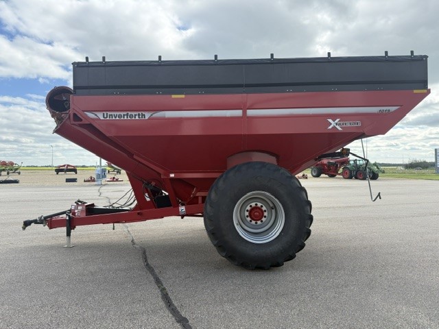 2019 Unverferth 1019 Grain Cart