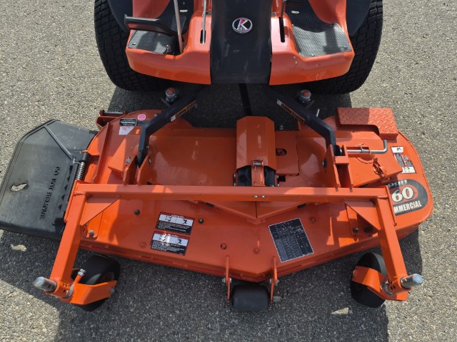 2022 Kubota F2690 Mower/Front Deck