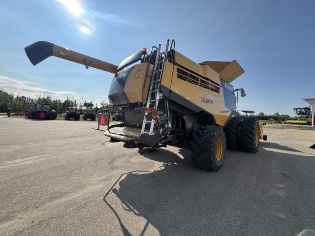 2016 CLAAS 760 Combine