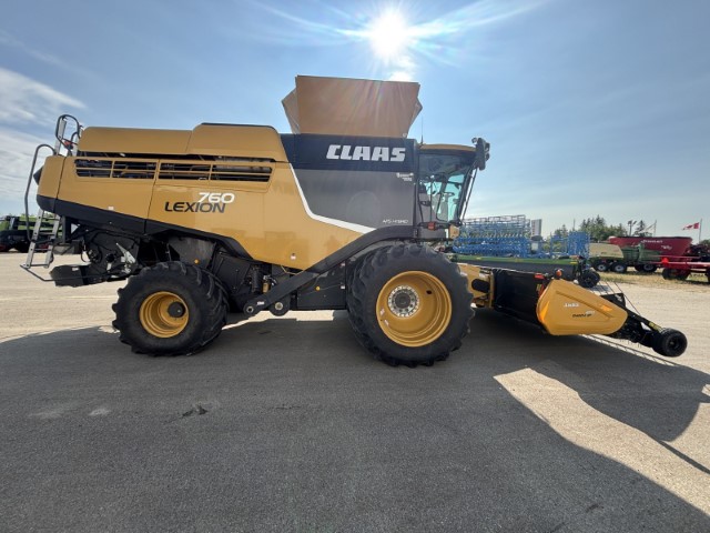 2016 CLAAS 760 Combine
