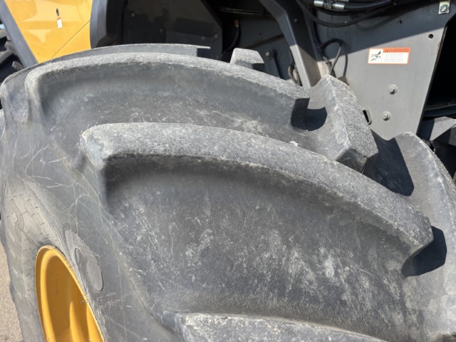2016 CLAAS 760 Combine