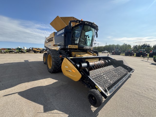 2016 CLAAS 760 Combine