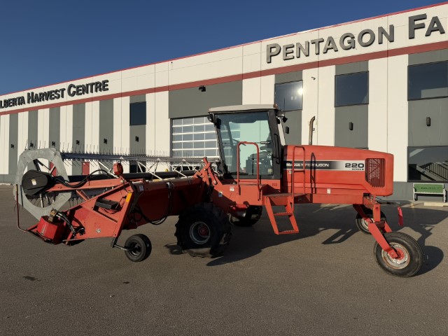 1999 Massey Ferguson 220II Windrower