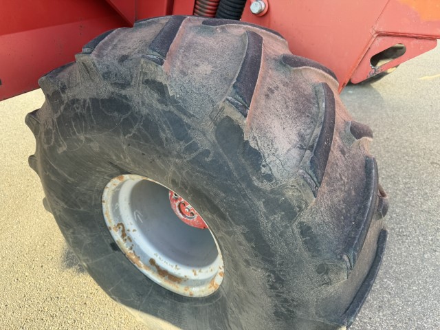 1999 Massey Ferguson 220II Windrower