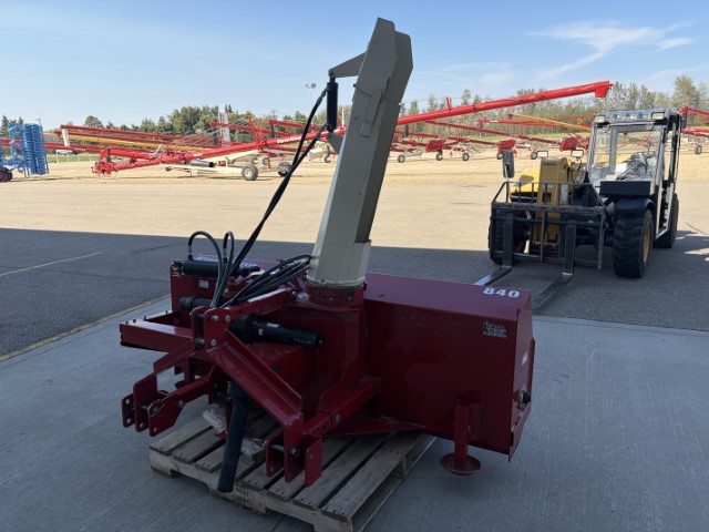 2011 Farm King Y840 Snow Blower