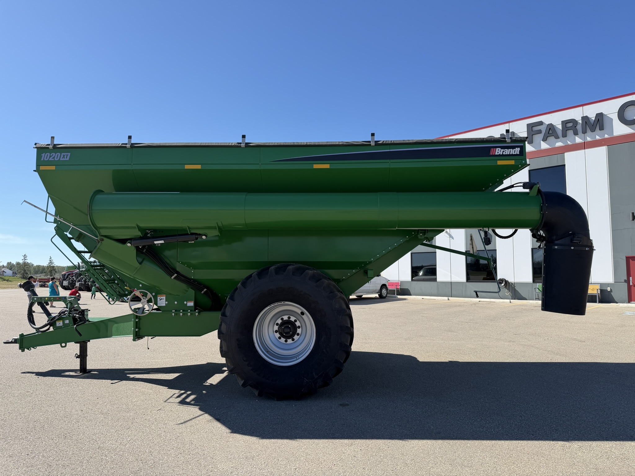 Brandt 1020XT Grain Cart