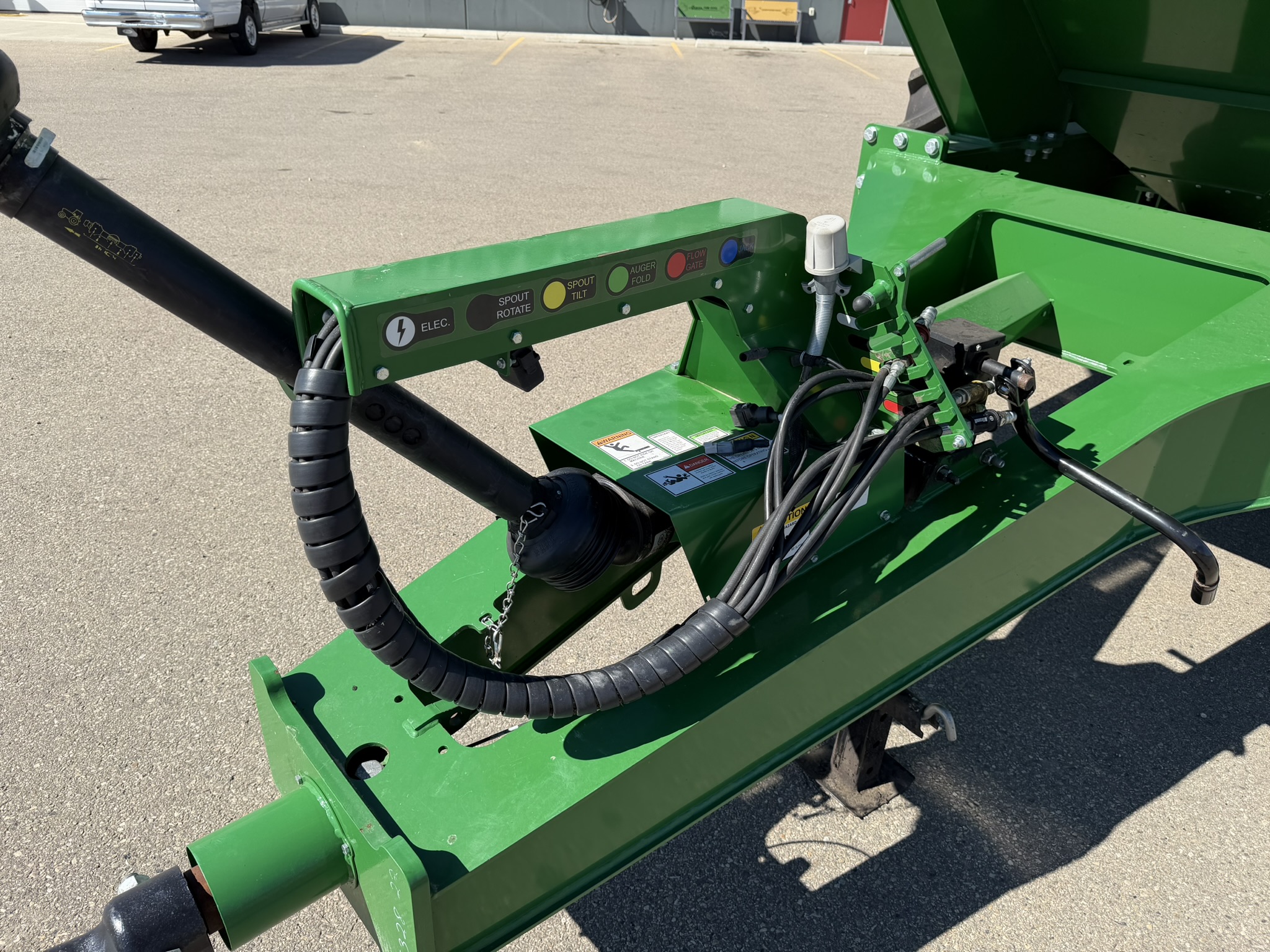 Brandt 1020XT Grain Cart