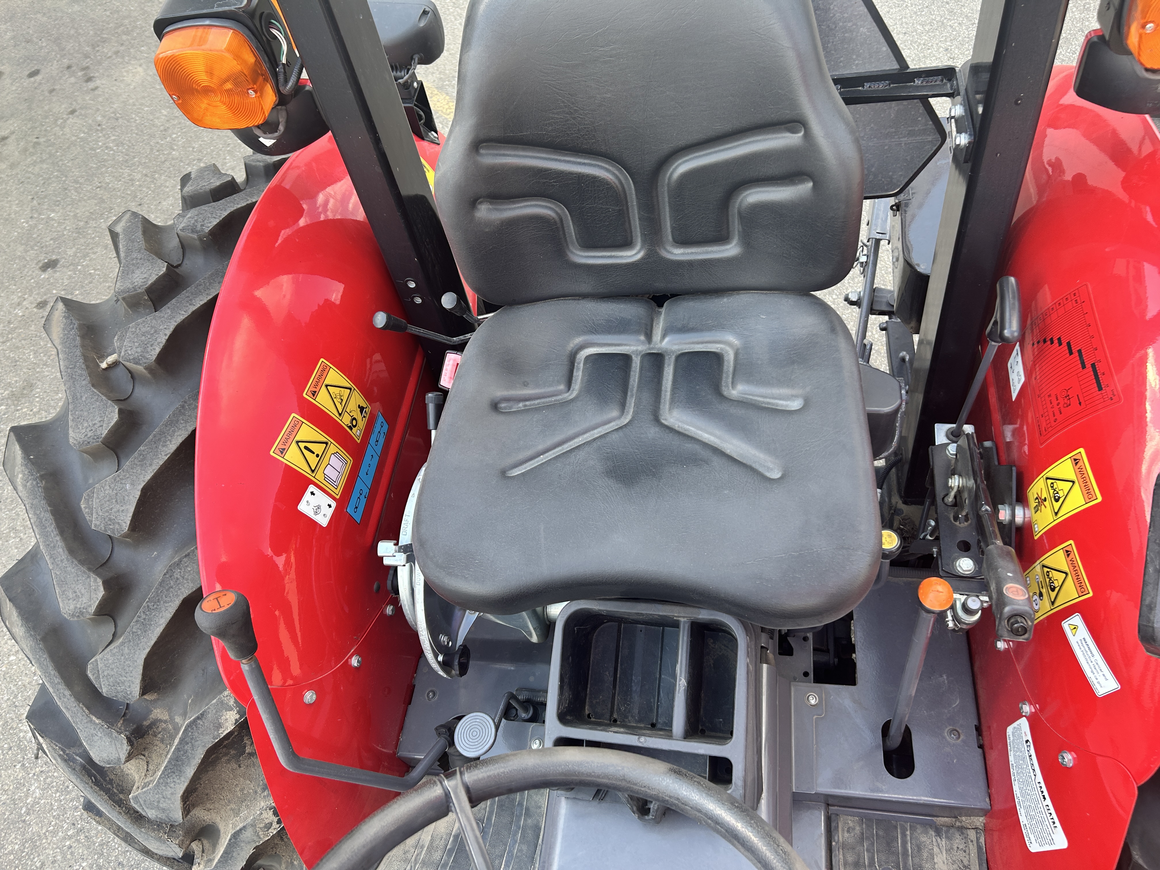 2023 Massey Ferguson 2607H Tractor