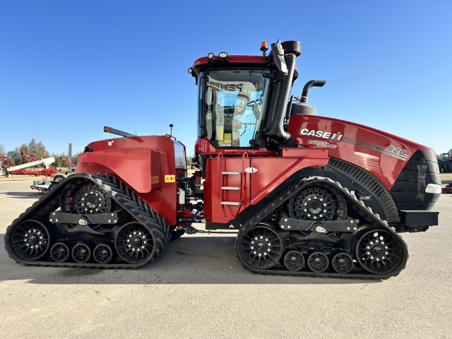 2021 Case IH Steiger 620 Quadtrac Tractor