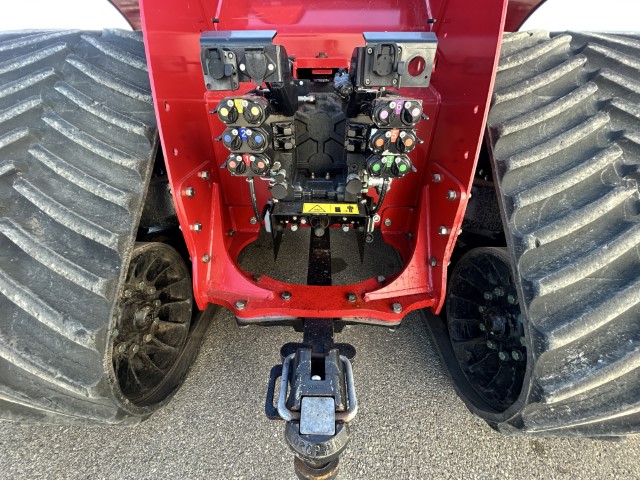 2021 Case IH Steiger 620 Quadtrac Tractor