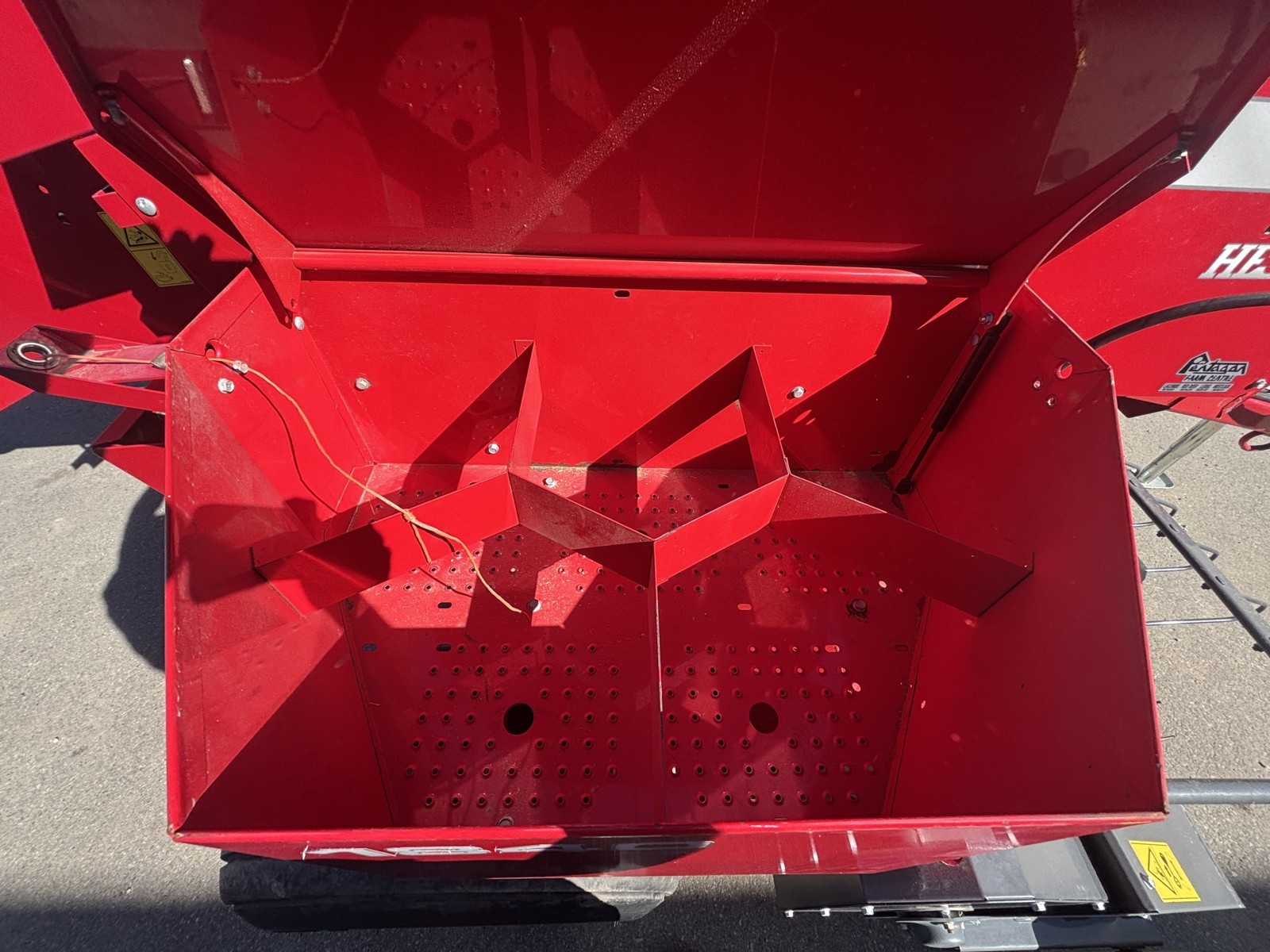 2018 Massey Ferguson 1840 Baler/Square
