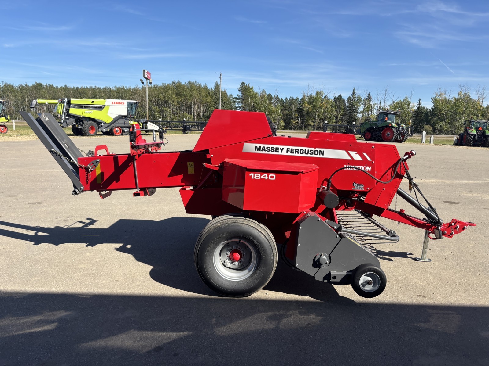 2018 Massey Ferguson 1840 Baler/Square