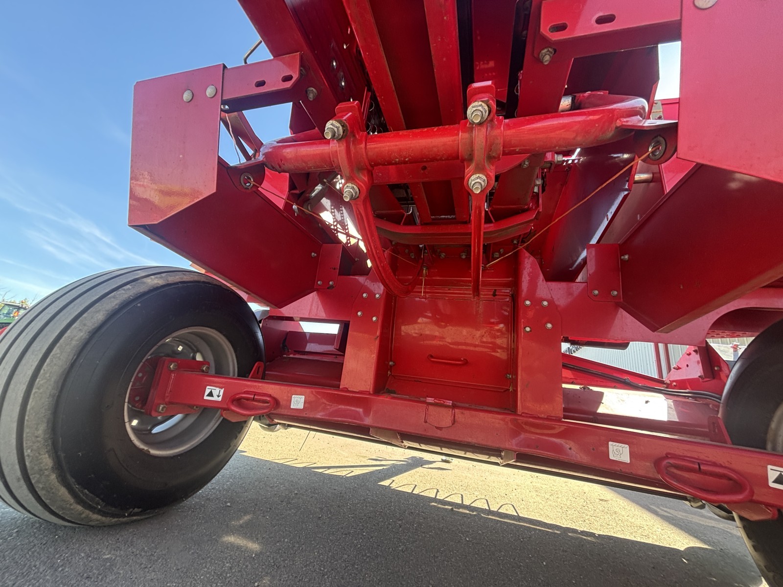 2018 Massey Ferguson 1840 Baler/Square