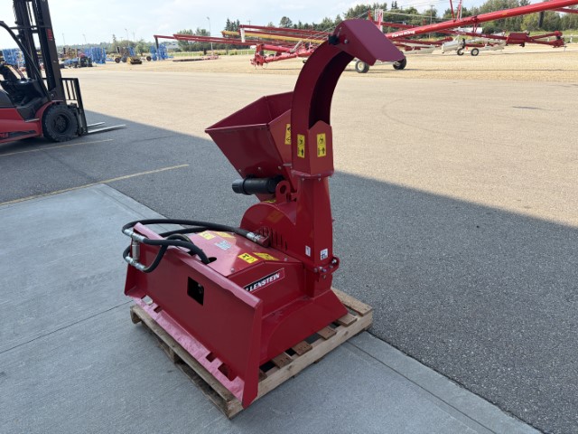 2024 Wallenstein BXH42 Wood Chipper