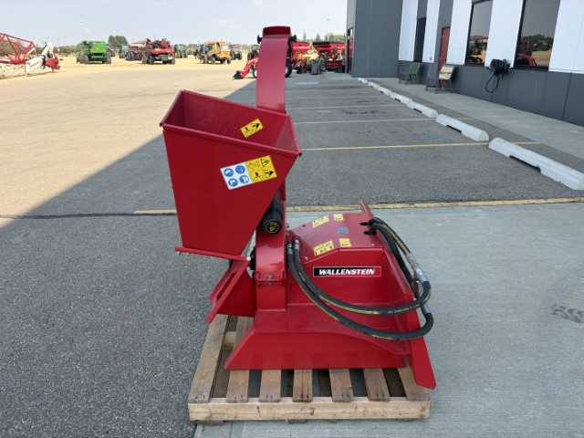2024 Wallenstein BXH42 Wood Chipper