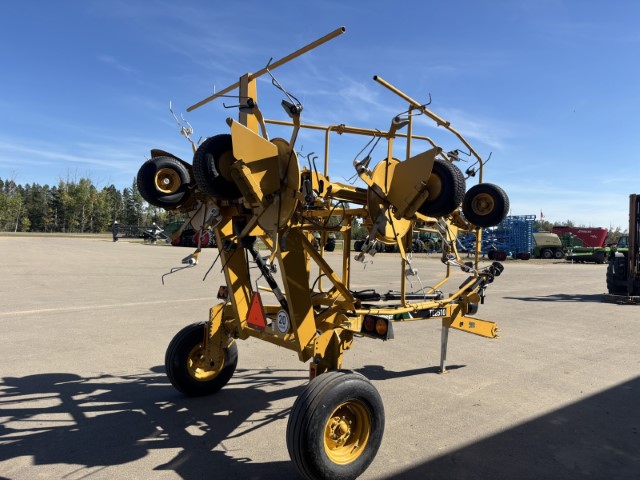 2021 Vermeer TE2510 Tedder