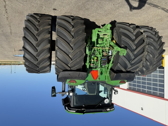2023 John Deere 8R 310 Tractor