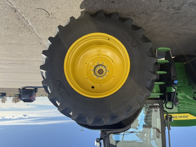 2023 John Deere 8R 310 Tractor