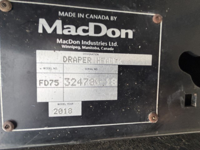 2018 MacDon FD75-35 Header Combine