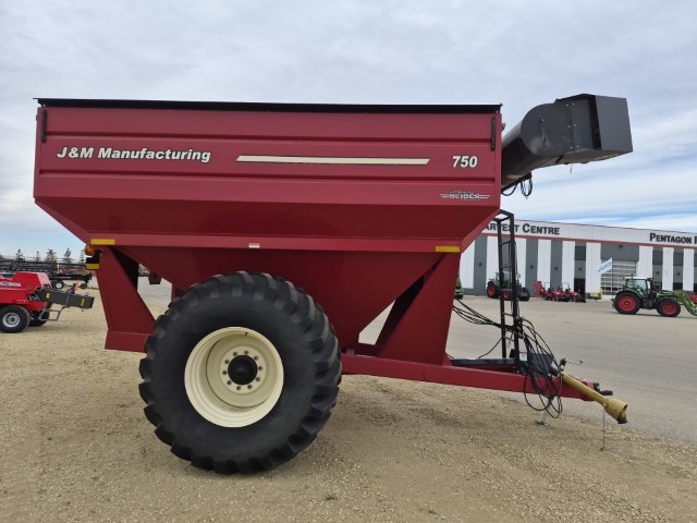 2011 J&M 750 Grain Cart