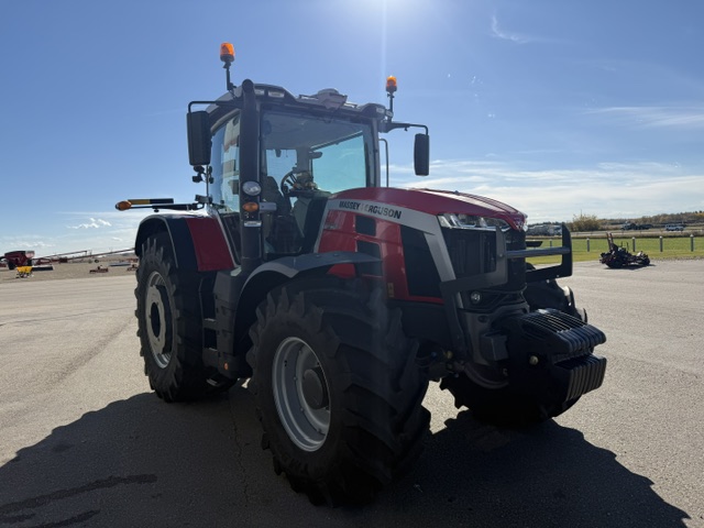 2023 Massey Ferguson 8S.285 Deluxe Tractor