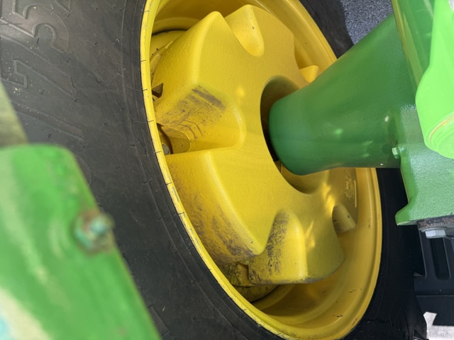 2024 John Deere 7R 290 Tractor