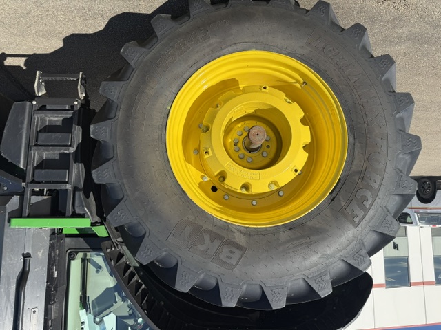 2024 John Deere 7R 290 Tractor