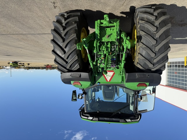 2024 John Deere 7R 290 Tractor
