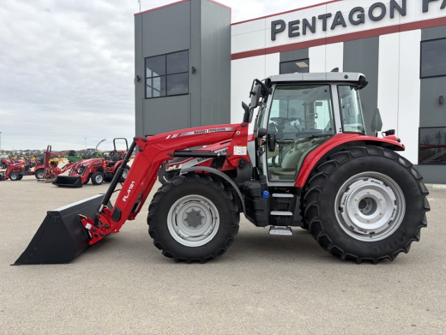 2022 Massey Ferguson 5S.135 Deluxe Tractor