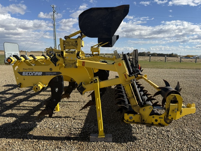 2017 BEDNAR TN4000 Subsoiler