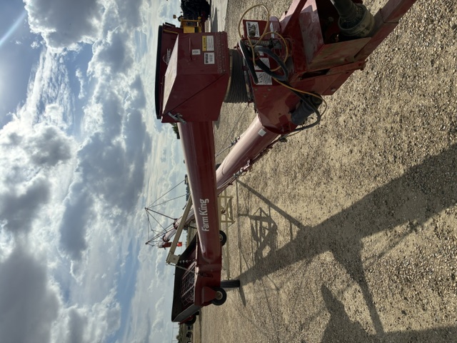 2022 Farm King 1070 Grain Auger